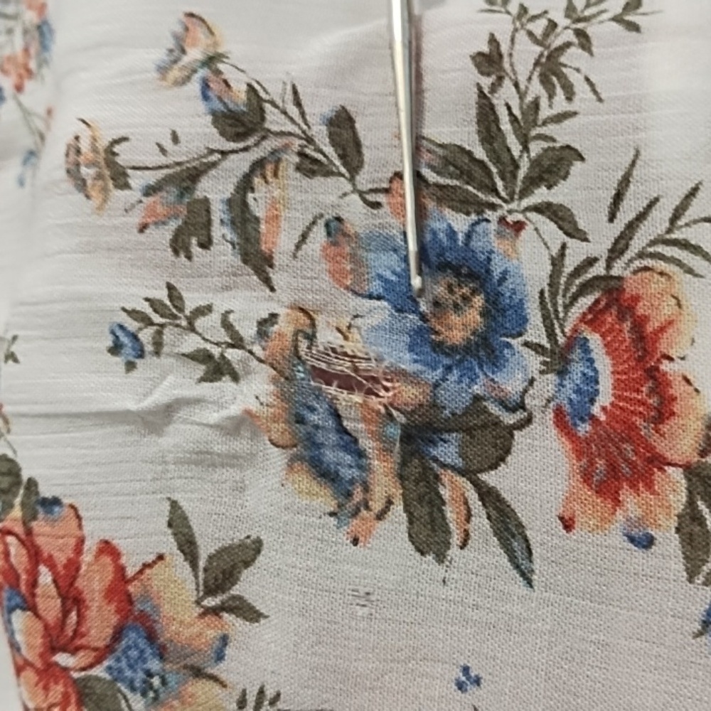 Ruffle Tiered Floral Top - Picture 8 of 14